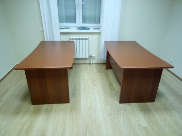 Стол для руководителя Альтерна Пр.С-16 Орех