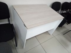 Стол прямой Персона Грата Deka ЛДСП каркас 75.07.10 Дуб Сантана светлый/Белый