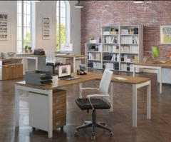 Стол прямой на металлоопорах POINTEX TES28412539 Орех