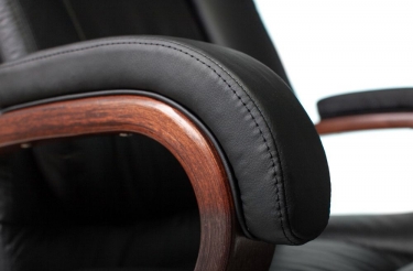 Кресло руководителя Бюрократ Бюрократ T-9925WALNUT Черный