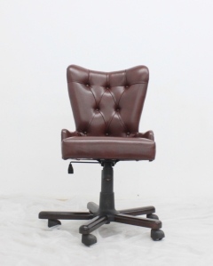 Стул Gruppo 396 Джой классика на пятилучье с деревянными накладками Madras