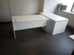 Стол письменный Рива ONIX O.SP-4.8 Белый Бриллиант