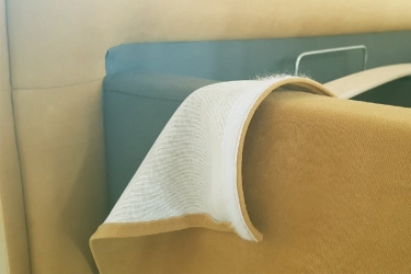 Кровать 1.2 Мебельсон Квест КМ1.2-17 медовый велюр