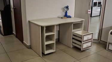 Стол компьютерный Олмеко ПКС-5 Вудлайн кремовый Аруша венге Кожа коричневая